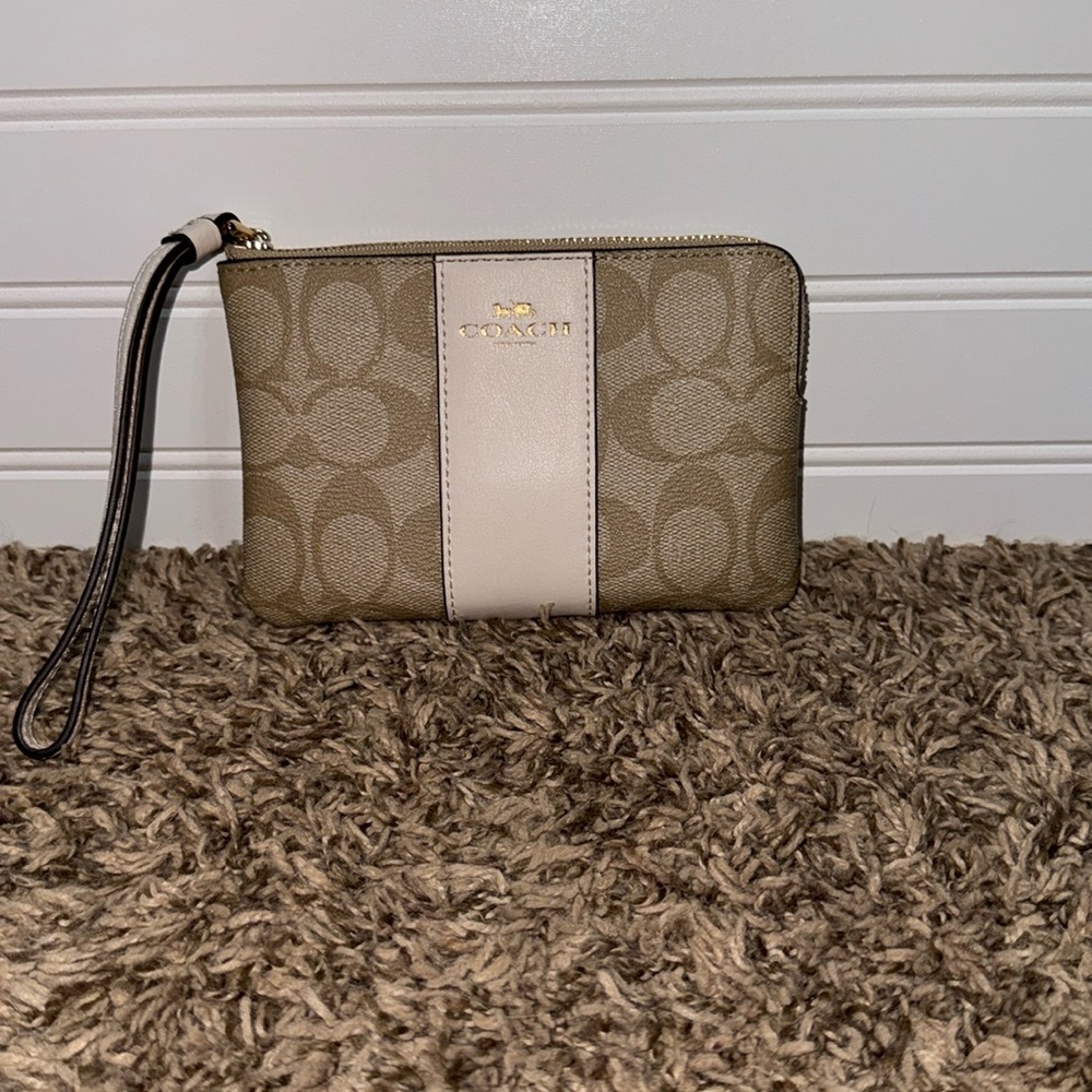 Coach Small Zip Wristlet